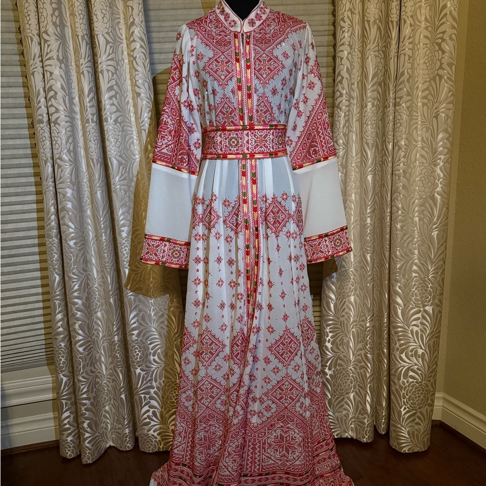 Elegant Red and White Patterned Dress